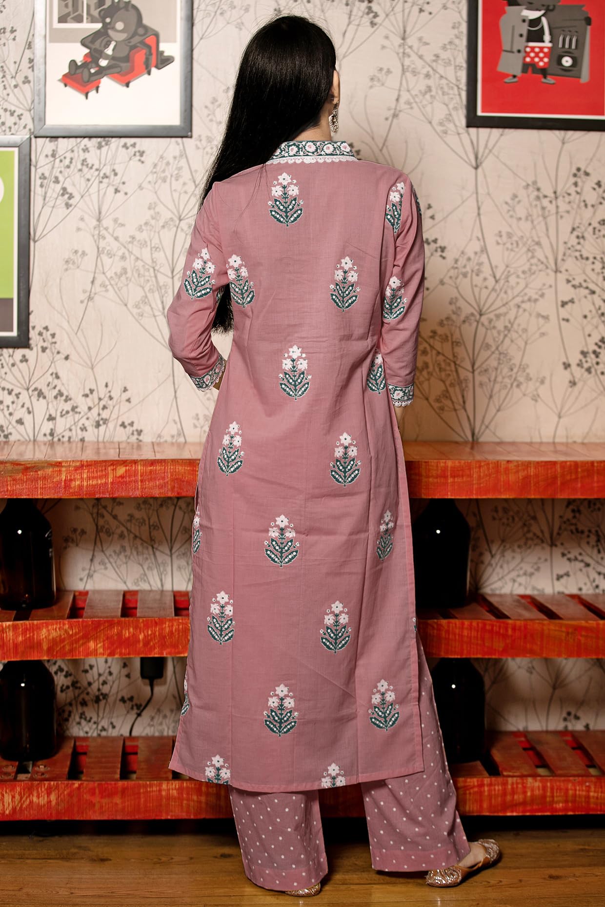 GoSriKi Women's Rayon Viscose Printed Straight Kurta with Pant & Dupatta